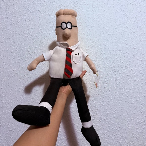 New NWT Dilbert Plush Toy Office Comic Strip Character Collectible Decor - Picture 1 of 5